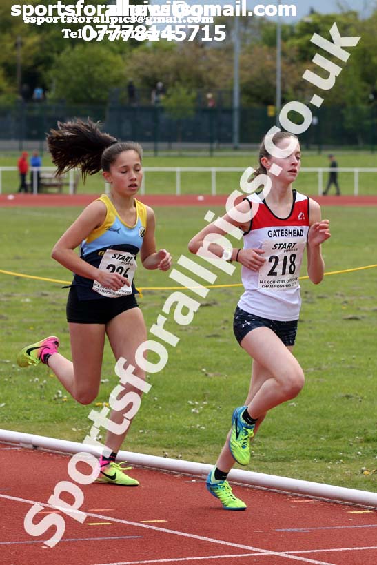 Womens under-17s 3000 metres, 2019 North Eastern Track and Field Champs., Middlesbrough. Photo:  David T. Hewitson/Sports for All Pics